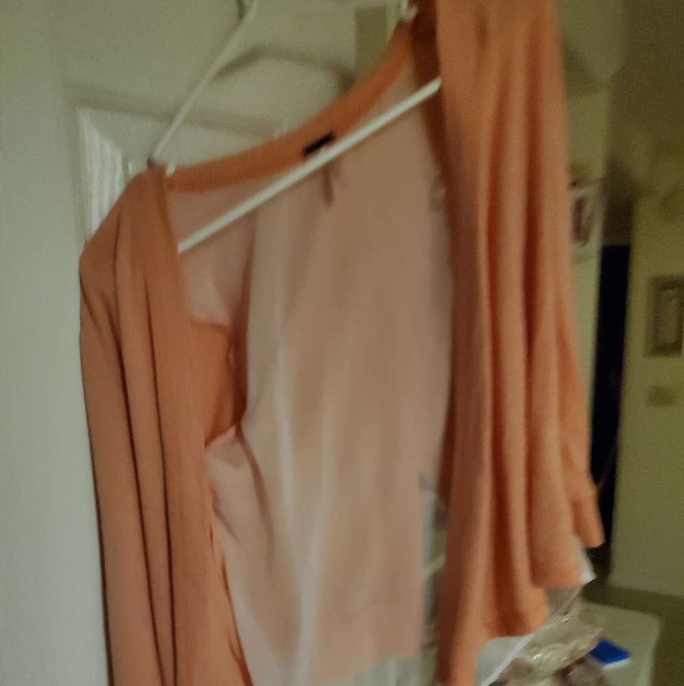 Long sleeve short cardigan